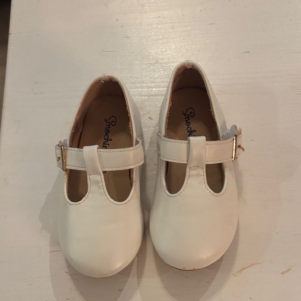 Smockingbird White Mary Jane’s Dress Shoes